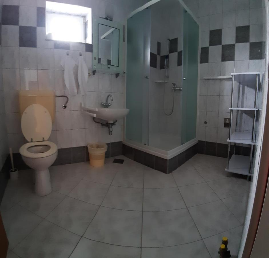 Apartmani Matusan Barbat na Rabu Esterno foto